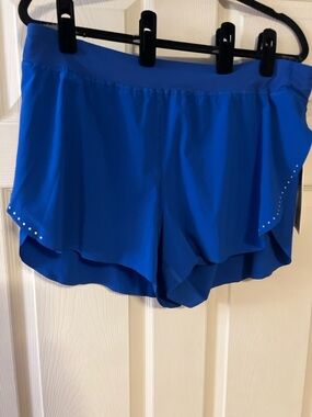 Lululemon Fast and Free High Rise Split Shorts 3” NWT